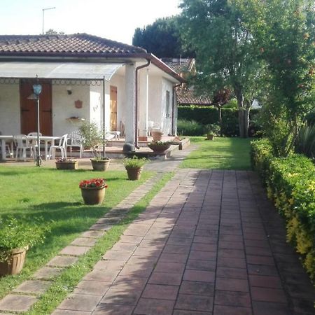 La Casa Di Angelo E Gladys Villa Bella Farnia Екстериор снимка